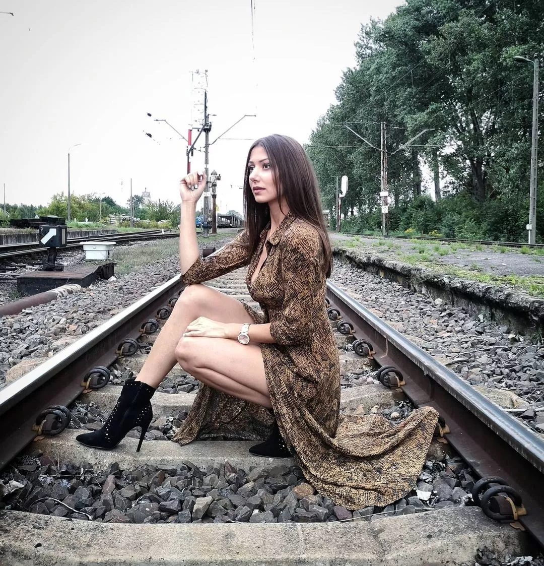 Gwiazda disco polo łamie męskie serca?! Zobaczcie tylko, jaki ma uśmiech! 